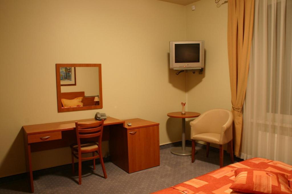 Motel Paradise Vilnius Phòng bức ảnh